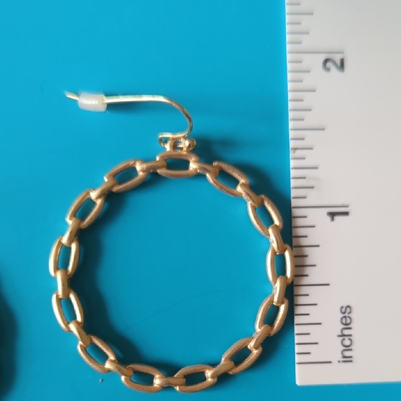 5/$25 Gold Tone Hoop Earrings - Picture 3 of 4